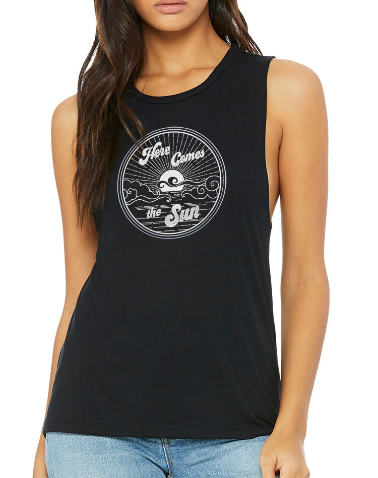 Women's Here Comes The Sun Muscle Tank - Breathe in Detroit